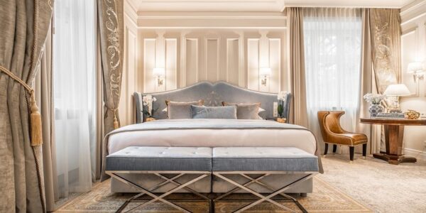 2 Bedroom Suite with Lockout